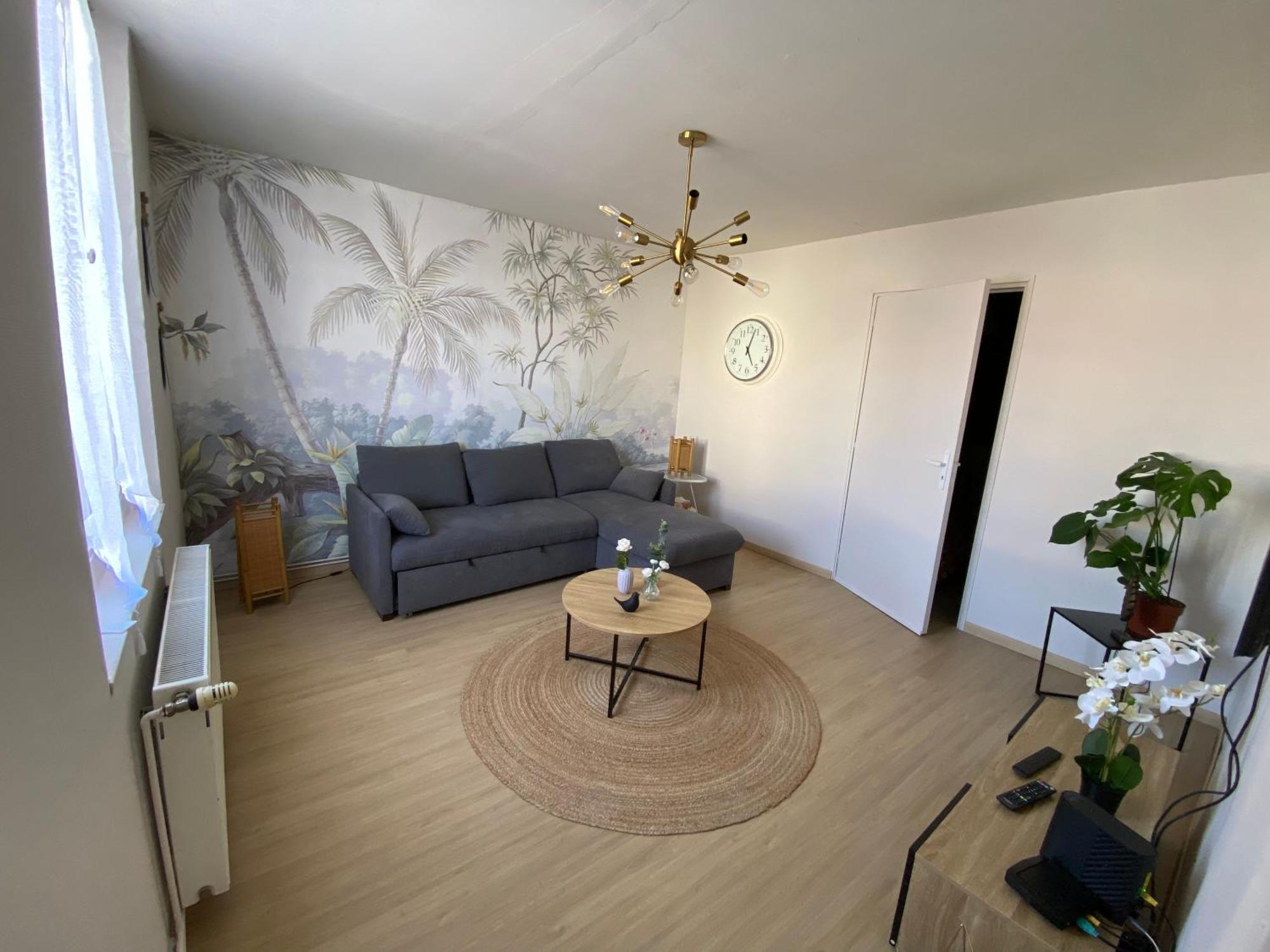 Apartment Copines'house